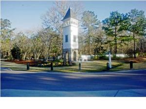 225 Ribbon Road Summerville, SC 29483 - Photo 3 of 11 Entrance into The Historic Ponds