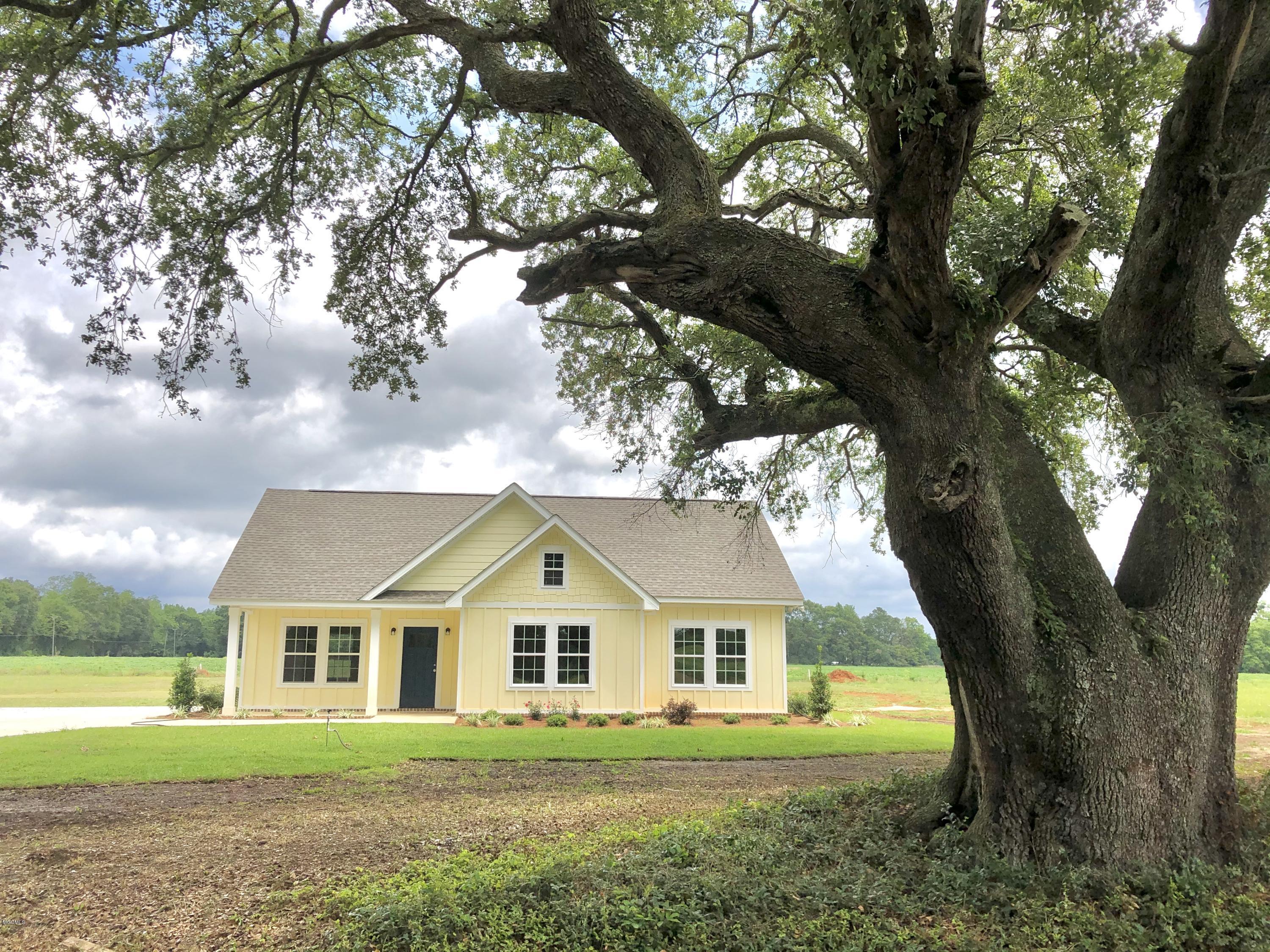 114 Walter Pope Road Lucedale, MS 39452 - Photo 2 of 18 IMG_2462