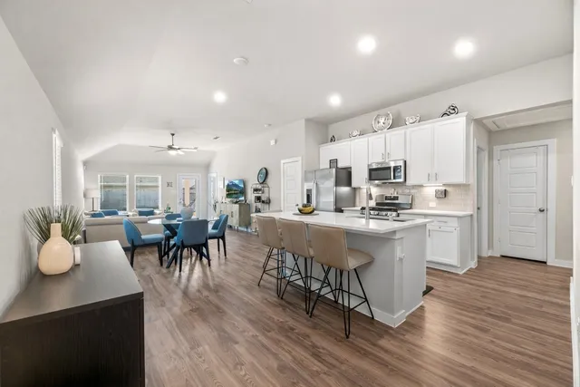 $299,900 | 21627 Coral Mist Drive, Cypress, TX 77433