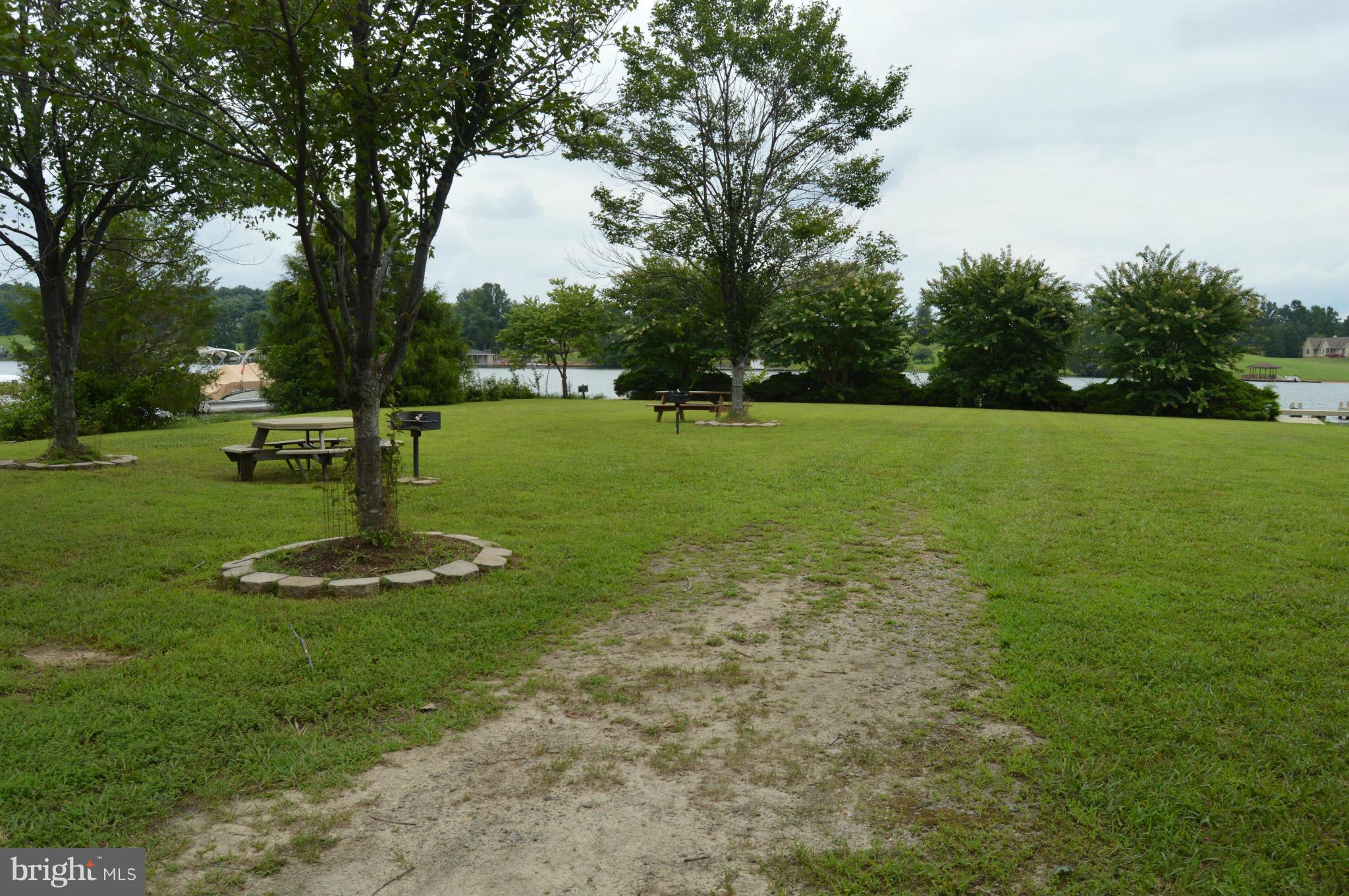 6218 Eds Road Mineral, VA 23117 - Photo 17 of 19 Community