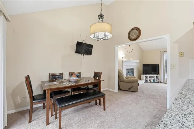 $300,000 | 6801 T Gabbert Drive, Pleasant Valley, MO 64068