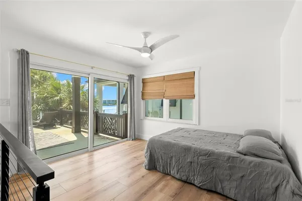 $10,000 | 819 Bay Esplanade, Clearwater Beach, FL 33767