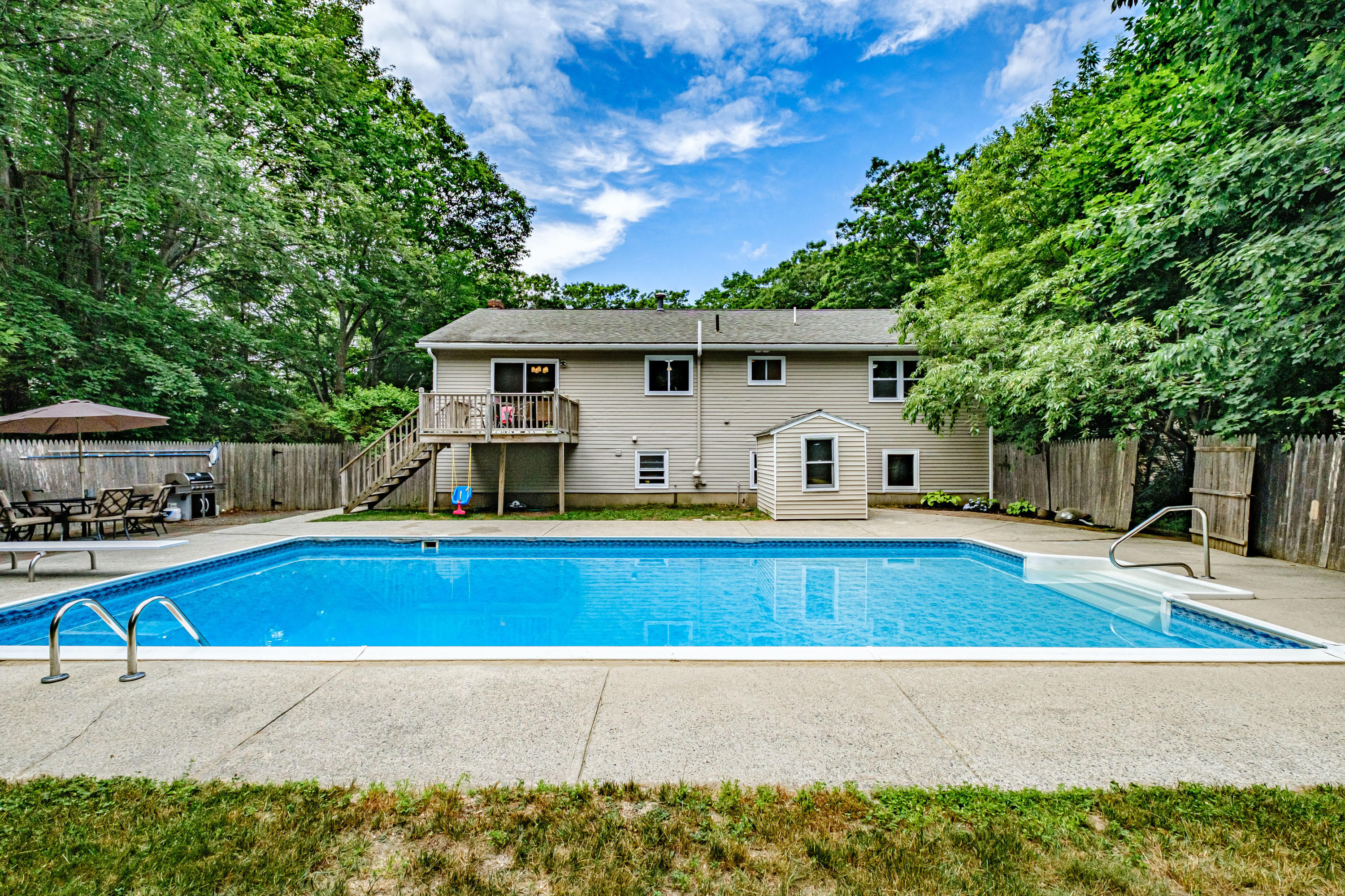 137 Ray Street Portland, ME 04103 - Photo 3 of 79 In-ground pool