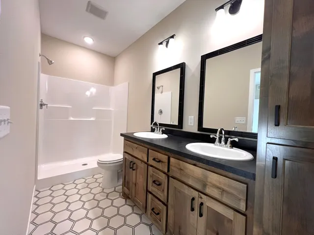 $410,900 | 25850 Emerson Drive, Wyoming, MN 55092