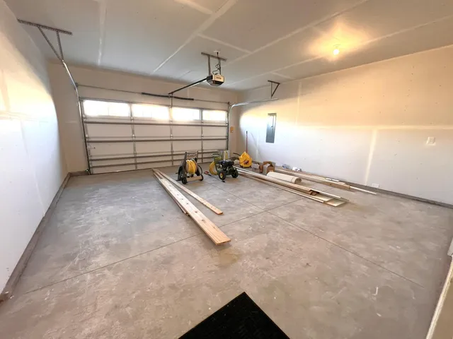 $410,900 | 25850 Emerson Drive, Wyoming, MN 55092