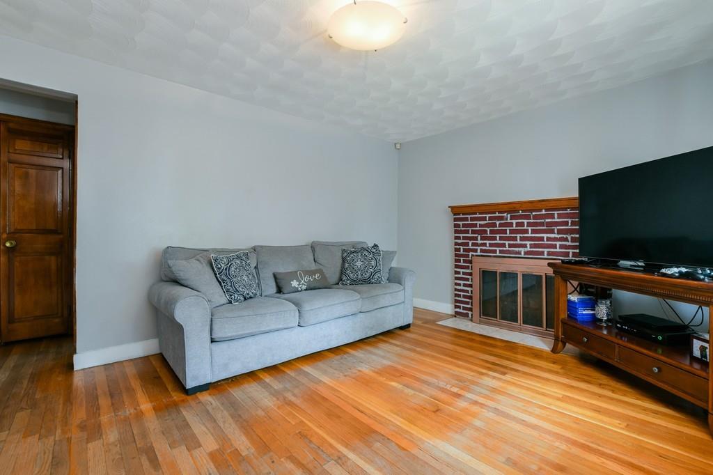 17 Ayles Road Boston, MA 02136 - Photo 9 of 36 Gallery Image 9