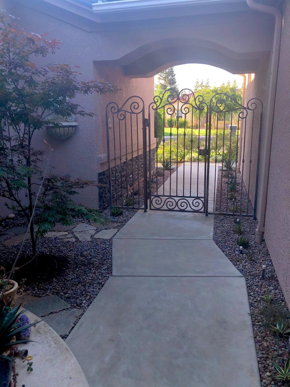 2302 Fairmont Avenue Clovis, CA 93611 - Photo 6 of 39