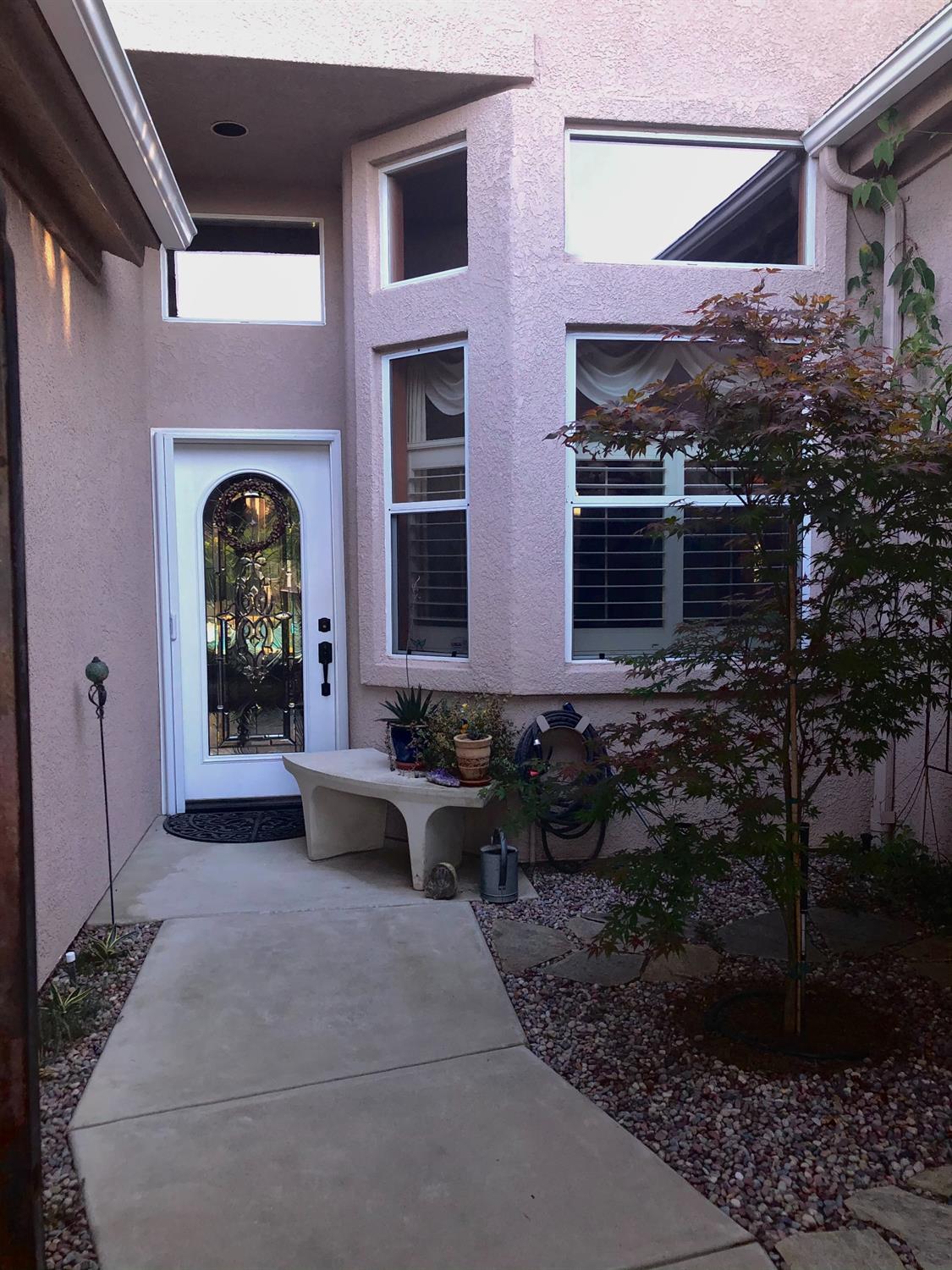 2302 Fairmont Avenue Clovis, CA 93611 - Photo 7 of 39