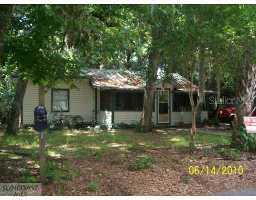 1865 Wacassassa Street Tarpon Springs, FL 34689 - Photo 1 of 1 Exterior Front