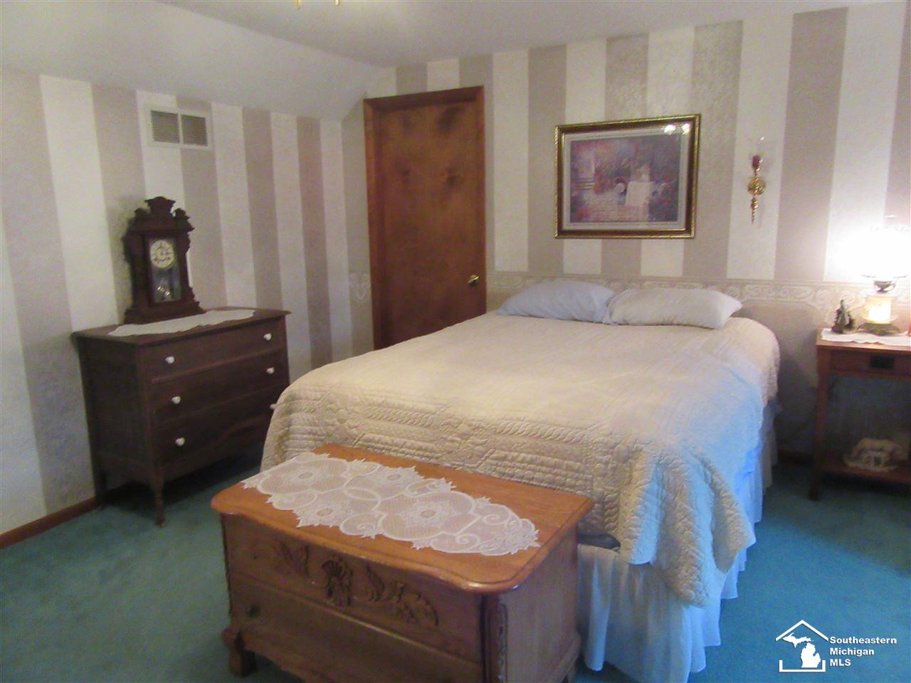 7122 Wells Road Petersburg, MI 49270 - Photo 30 of 38 31361886-29.JPG