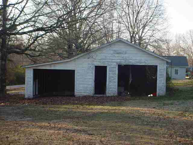 331 Mt Lebanon Church Road Greer, SC 29651 - Photo 5 of 6