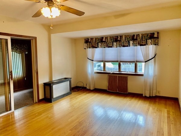 164 Ingham Street Chicopee, MA 01020 - Photo 8 of 40 Gallery Image 8