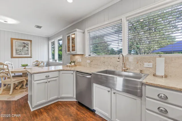 $389,900 | 5370 Mixon Street, Graceville, FL 32440