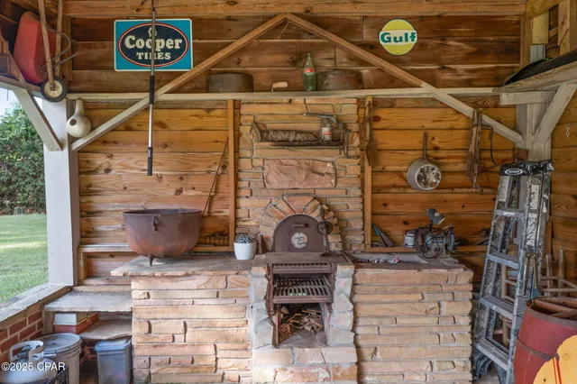 $389,900 | 5370 Mixon Street, Graceville, FL 32440