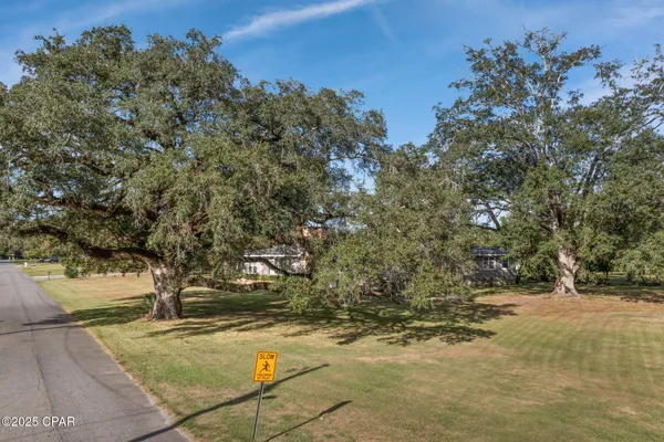 $379,500 | 5370 Mixon Street, Graceville, FL 32440