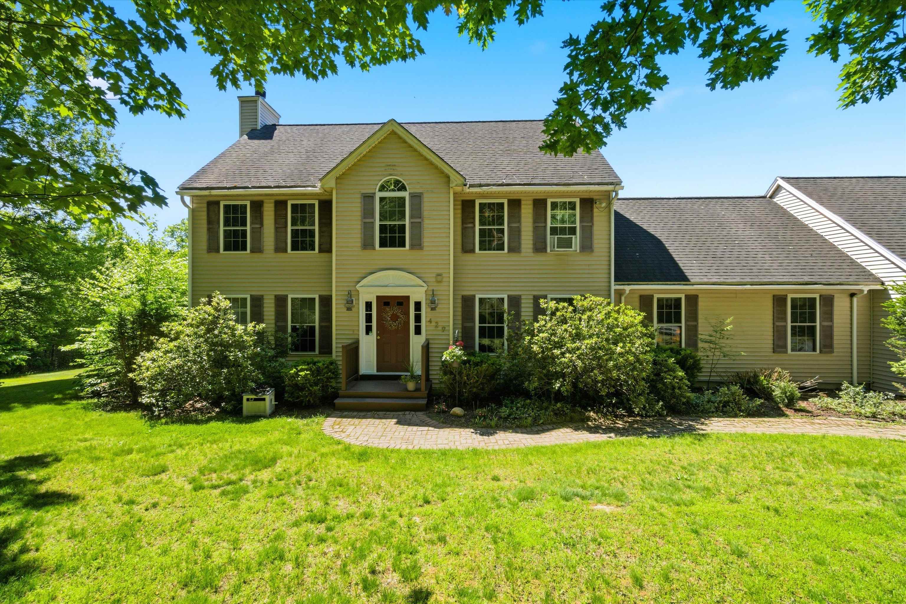 429 Wilson Hill Road Francestown, NH 03043 - Photo 4 of 59