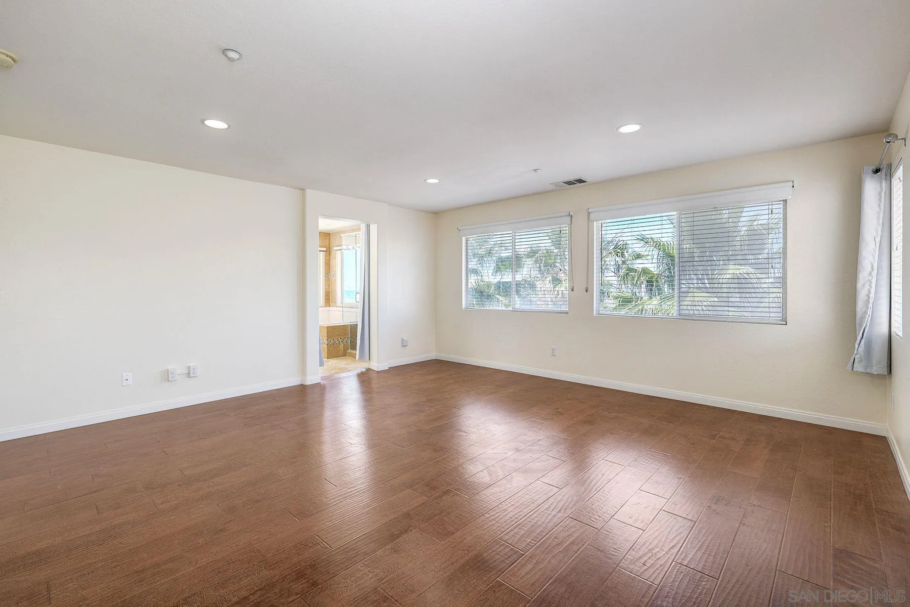 10160 Challenger Circle Spring Valley, CA 91978 - Photo 29 of 41 Gallery Image 29