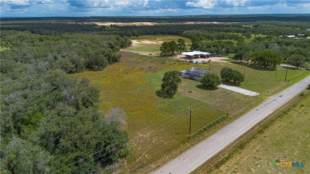 84 Longhorn Road Stockdale, TX 78160 - Photo 3 of 31