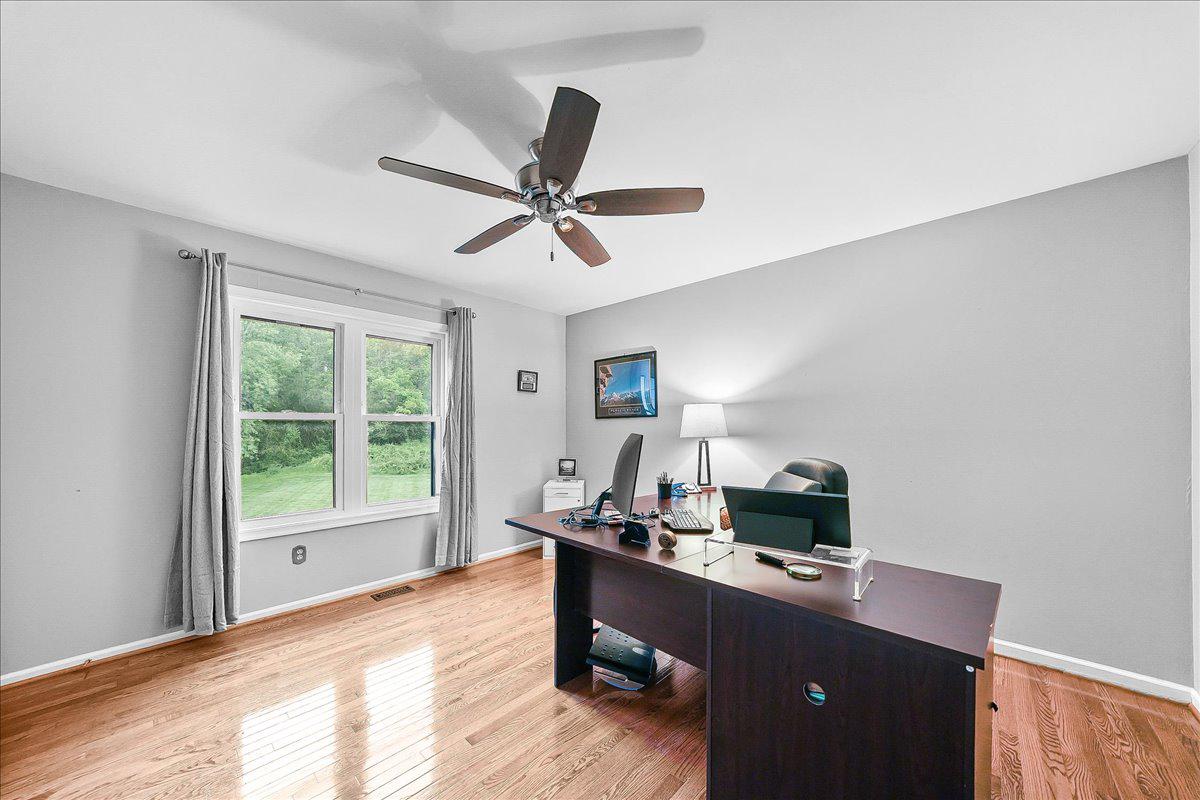 51 Ridings Way Chadds Ford, PA 19317 - Photo 52 of 57 Bright and airy bedroom #4 currently an office.