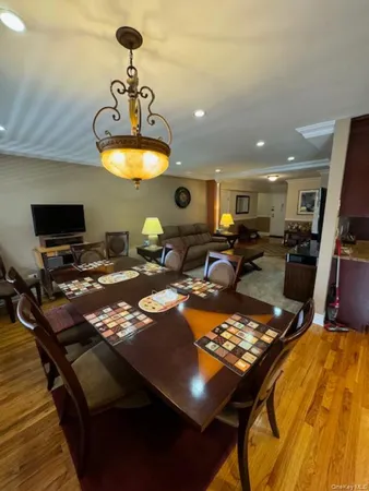 $425,000 | 151-20 88th Street, Unit 2G | Lindenwood