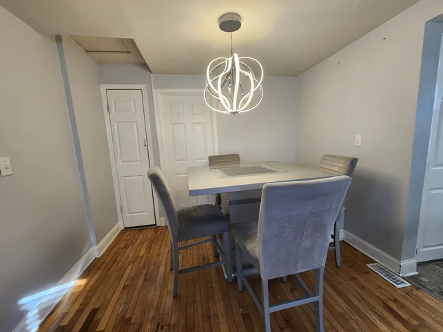 $224,900 | 112 Anderson Avenue, Joliet, IL 60433