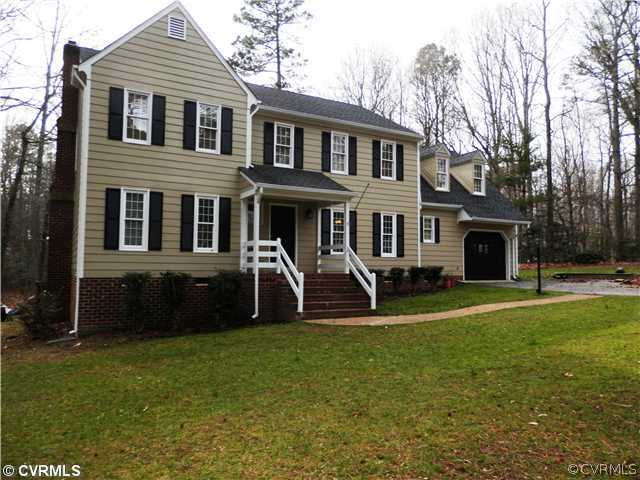 5906 Waters Edge Road Midlothian, VA 23112 - Photo 2 of 13 Exterior Front