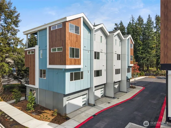 $1,375,000 | 16012 Southeast 31st Street, Bellevue, WA 98008