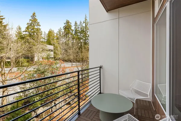 $1,375,000 | 16012 Southeast 31st Street, Bellevue, WA 98008