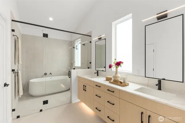 $1,375,000 | 16012 Southeast 31st Street, Bellevue, WA 98008