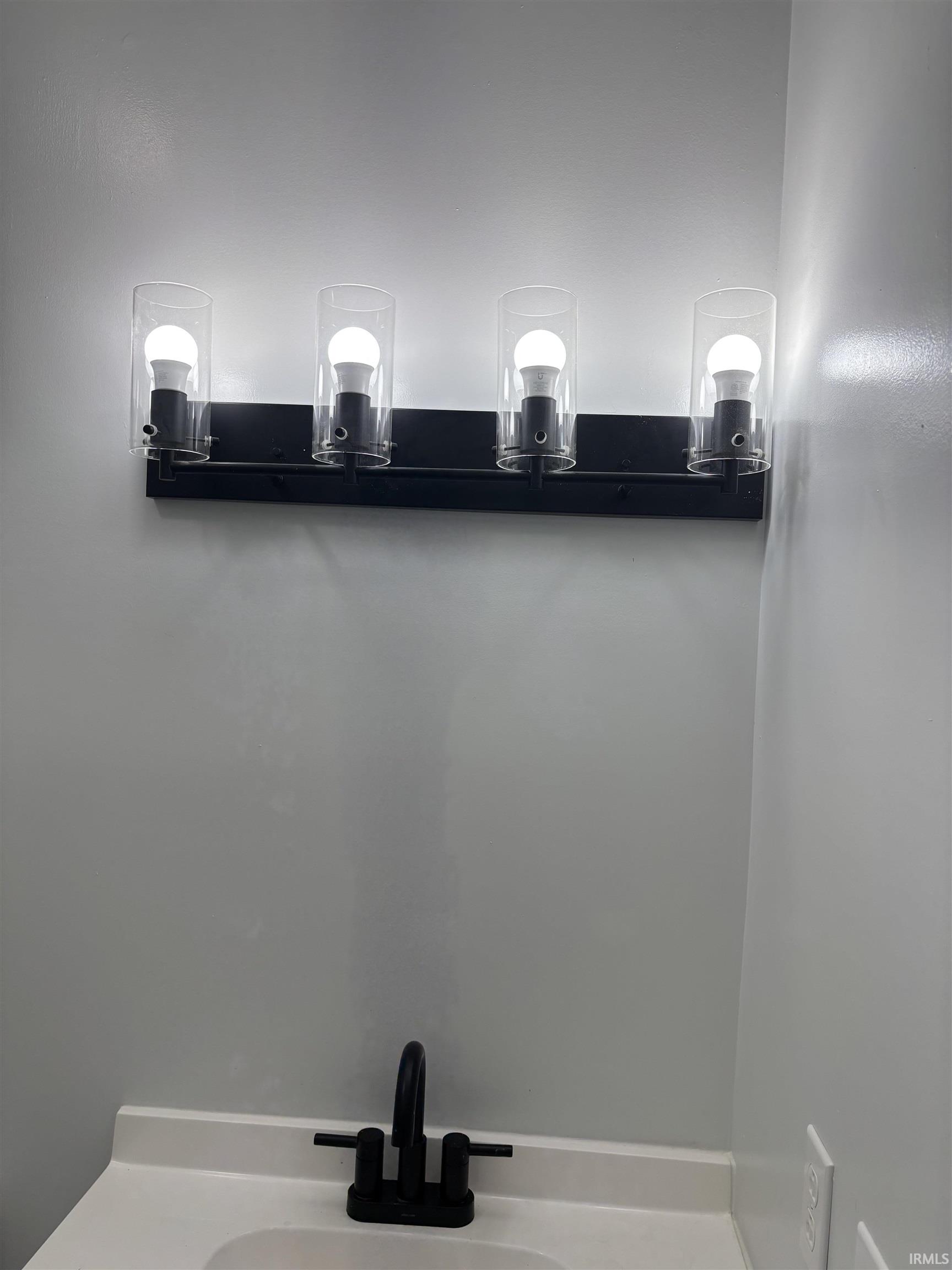 853 Ridgeway Avenue Vincennes, IN 47591 - Photo 11 of 26