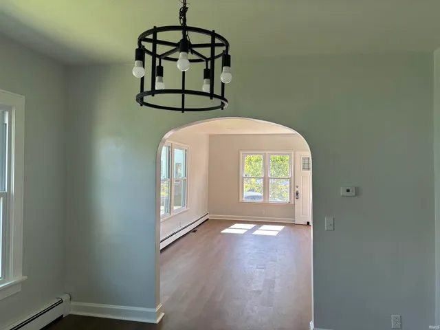 $139,900 | 853 Ridgeway Avenue, Vincennes, IN 47591