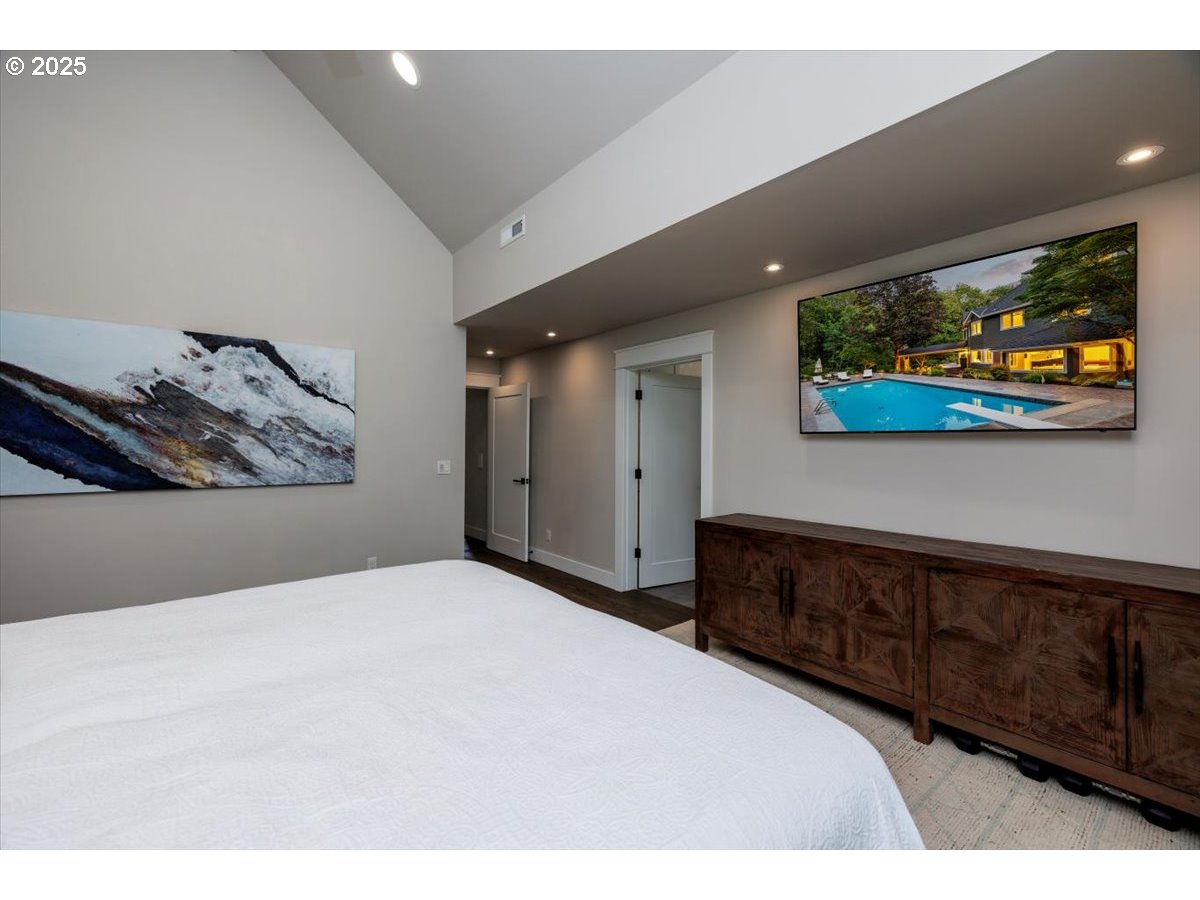 1051 Forest Meadows Way Lake Oswego, OR 97034 - Photo 25 of 48 Owner's Suite Bedroom