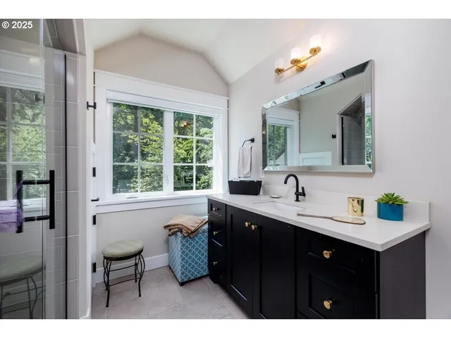 $4,200,000 | 1051 Forest Meadows Way, Lake Oswego, OR 97034