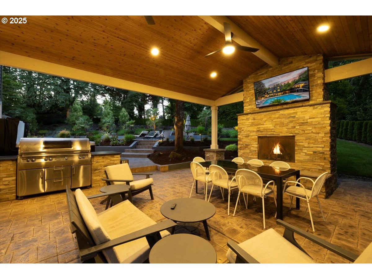 1051 Forest Meadows Way Lake Oswego, OR 97034 - Photo 44 of 48