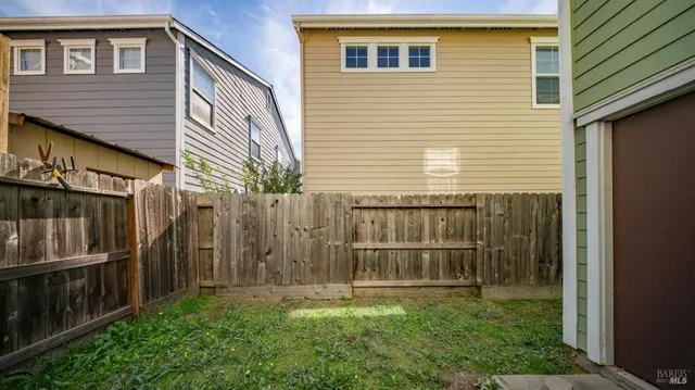 $575,000 | 915 Liberty Drive, Suisun City, CA 94585