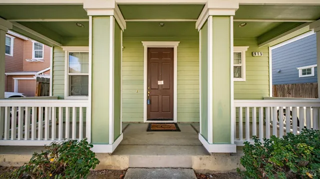 $575,000 | 915 Liberty Drive, Suisun City, CA 94585