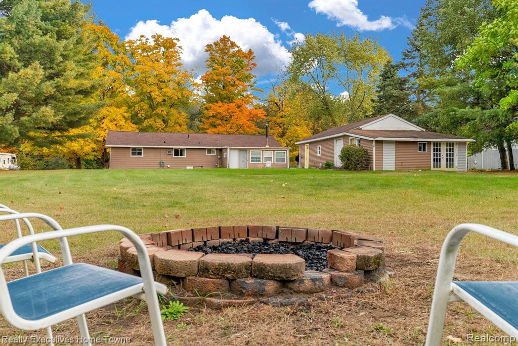 1663 Emerson Road Goodells, MI 48027 - Photo 5 of 35