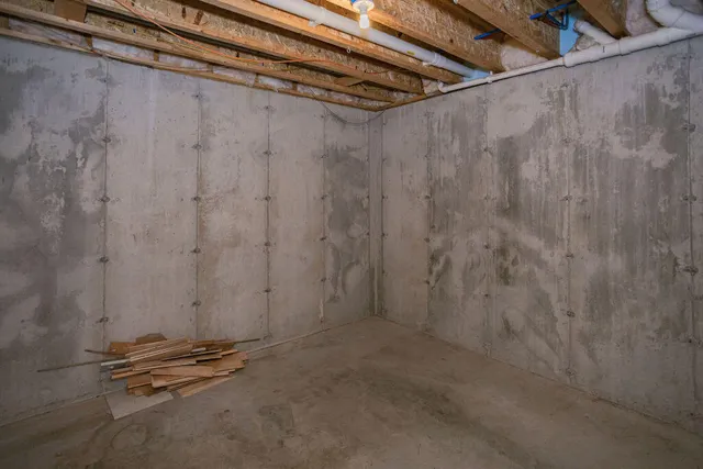 $875,000 | 54 Wahl Road, Kingfield, ME 04947