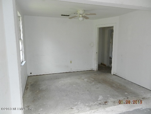 326 Bird Road Jacksonville, FL 32218 - Photo 5 of 12 bedroom 2