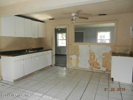 326 Bird Road Jacksonville, FL 32218 - Photo 8 of 12 kitchen view 2