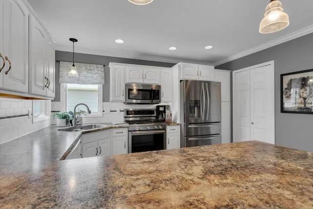 $749,900 | 7905 Wadding Drive, Onsted, MI 49265