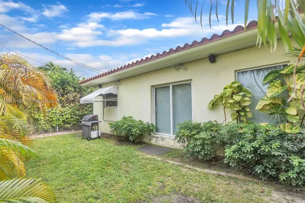 $6,750 | 625 93rd Street, Surfside, FL 33154