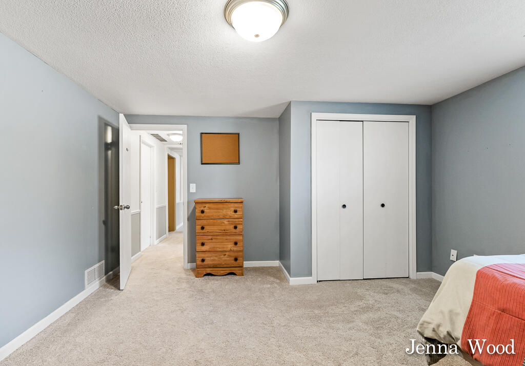1582 Dykstra Road Muskegon, MI 49445 - Photo 25 of 32 1582DykstraRd34Lores