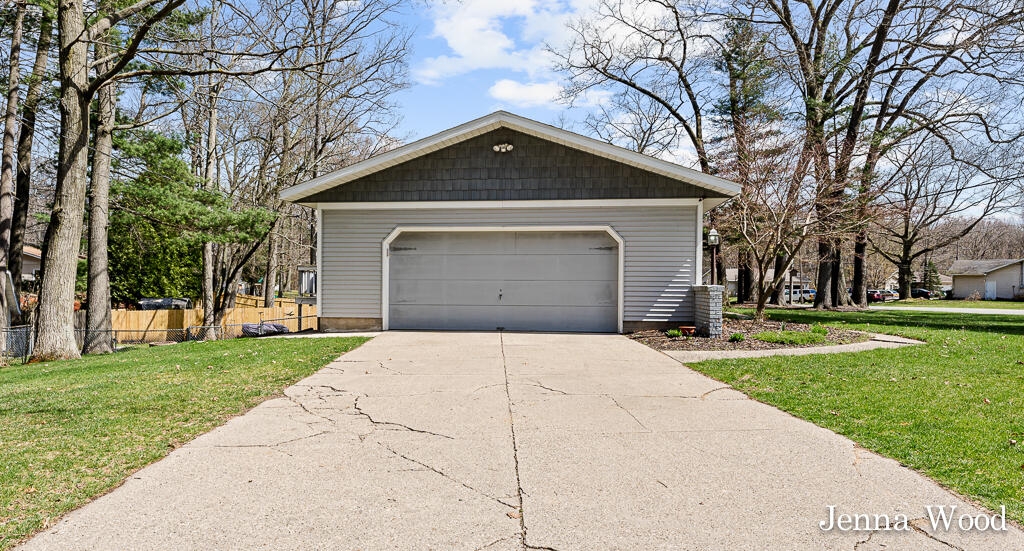 1582 Dykstra Road Muskegon, MI 49445 - Photo 30 of 32 1582DykstraRd03Lores