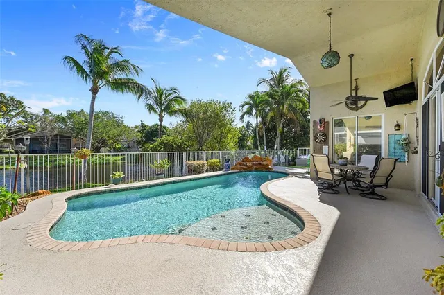 $639,900 | 6030 Swans Way, Coconut Creek, FL 33073