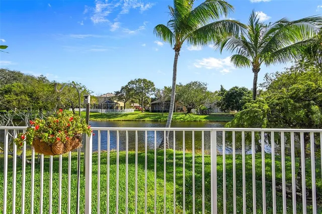$639,900 | 6030 Swans Way, Coconut Creek, FL 33073