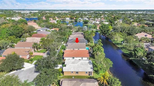 $639,900 | 6030 Swans Way, Coconut Creek, FL 33073