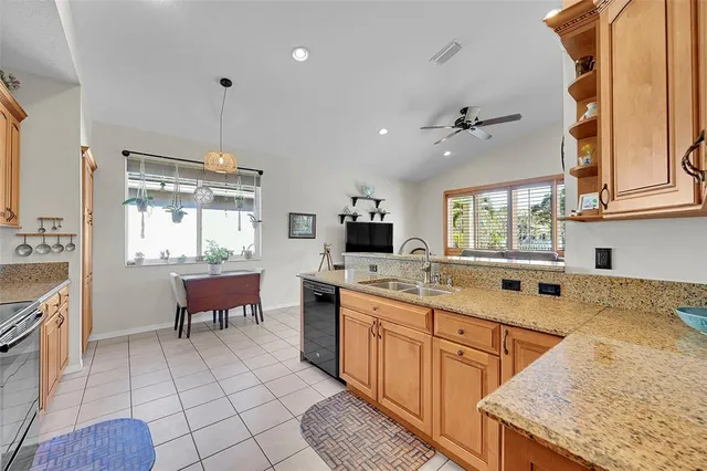 $639,900 | 6030 Swans Way, Coconut Creek, FL 33073