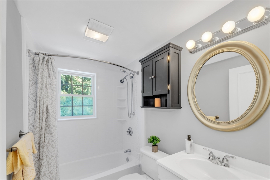 104 Hooper Road, Unit 104 Dedham, MA 02026 - Photo 13 of 21