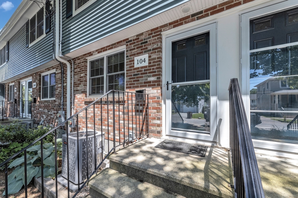 104 Hooper Road, Unit 104 Dedham, MA 02026 - Photo 2 of 21